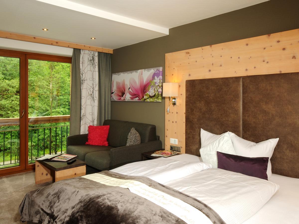 Hotel Burgschrofn Tux Extérieur photo