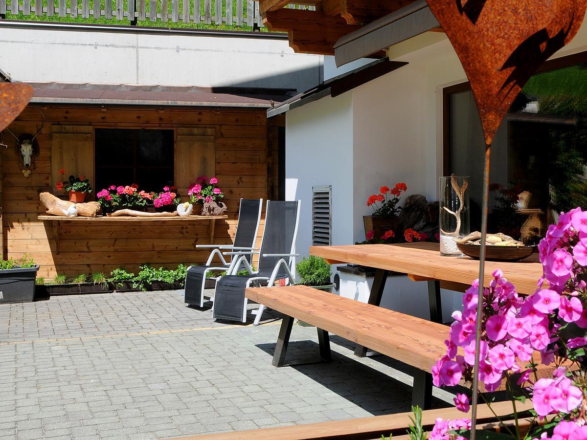 Hotel Burgschrofn Tux Extérieur photo